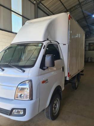 HYUNDAI HR 2.5 TURBO DIESEL CS 4WD MANUAL HYUNDAI HR 2.5 TURBO DIESEL CS 4WD MANUAL